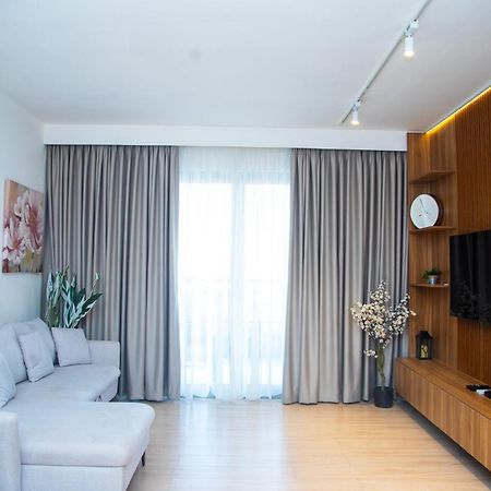 אקרה The Pavilion 1Bdr Luxury Apt מראה חיצוני תמונה